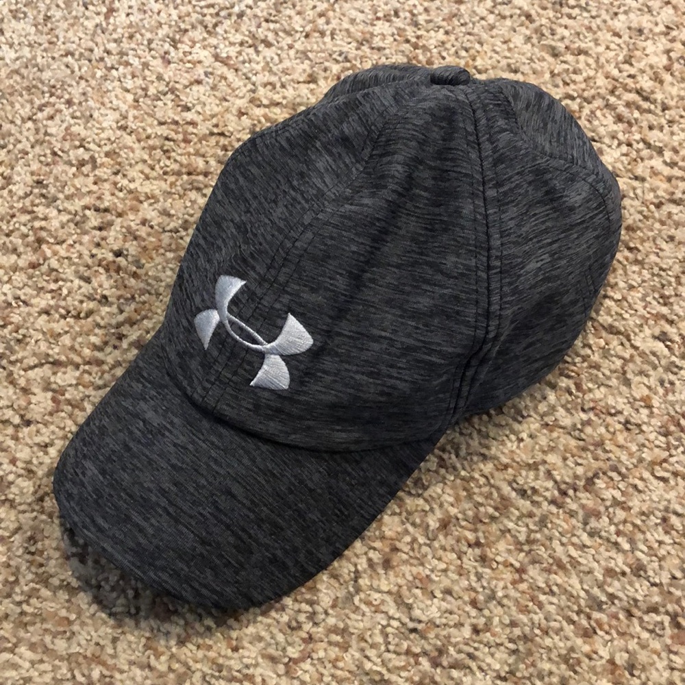 Women’s under armour hat